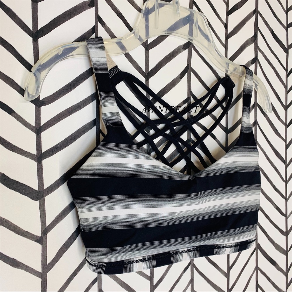 🔸 Lululemon free to be wild bra striped black 4 - Picture 5 of 9